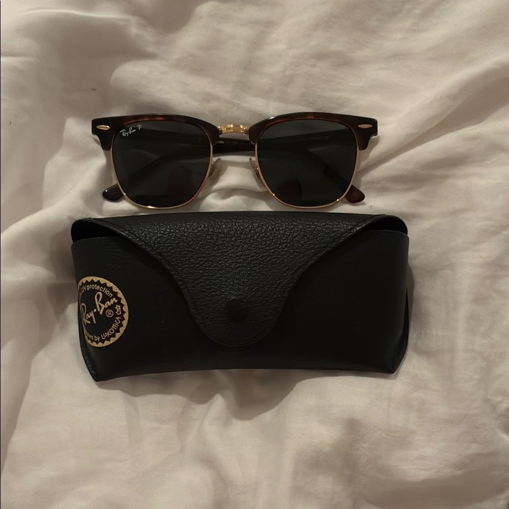 Ray-Ban Tortoise Shell Sunglasses with Black Lenses